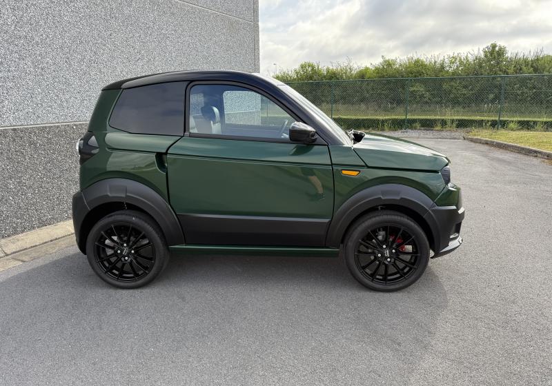 Ligier myli rebel avec multimédia carplay, électrique avec autonomie 192 km