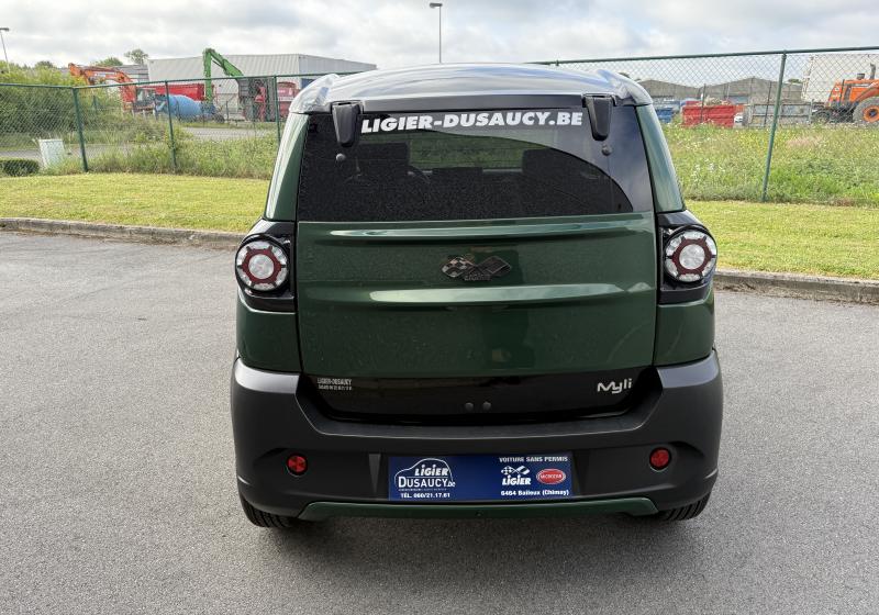 Ligier myli rebel avec multimédia carplay, électrique avec autonomie 192 km