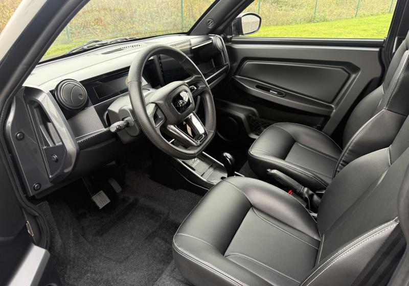 Ligier Myli Epic Diesel revo 5 + avec direction assistée et Carplay