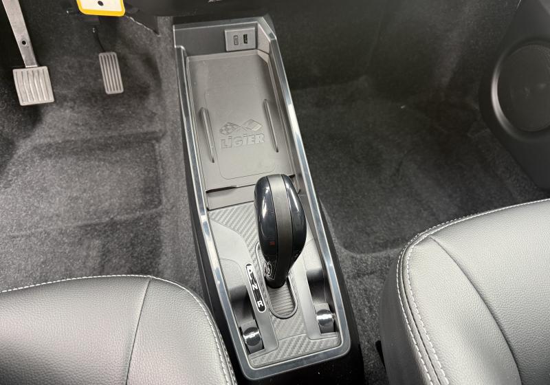 Ligier Myli Epic Diesel revo 5 + avec direction assistée et Carplay