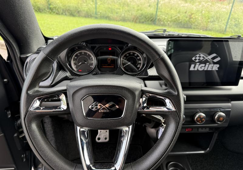Ligier Js 50 C Sport Pack DCI Avec Airco, Carplay Et Direction Assistée