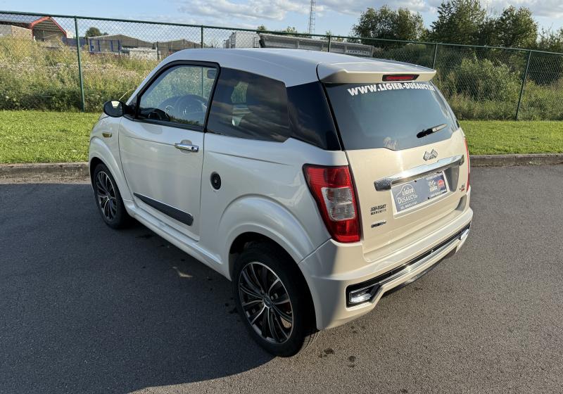 Ligier Js 50 L Elégance DCI Avec Multimédia
