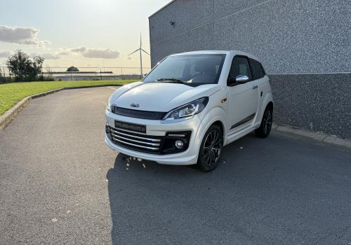 Ligier Js 50 L Elégance DCI Avec Multimédia