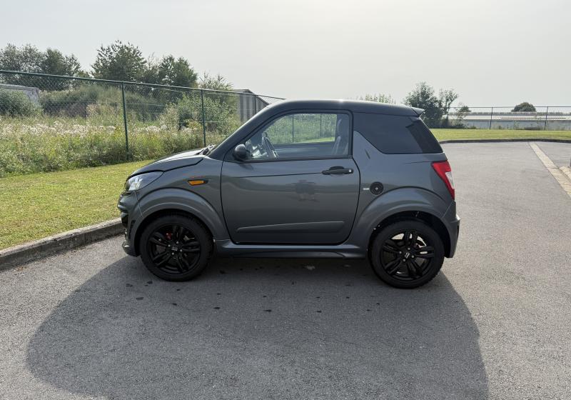 Ligier Js 50 C Sport Pack DCI Avec Multimédia Et Direction Assistée