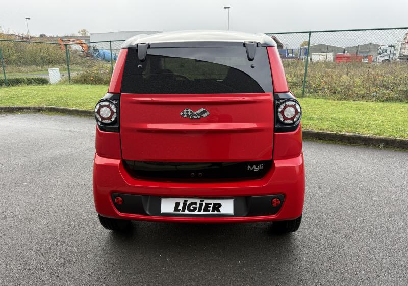 Ligier Myli Epic Diesel revo 5 + avec direction assistée et Carplay