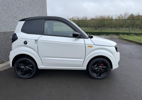 Ligier Myli Epic Diesel revo 5 + avec direction assistée et Carplay