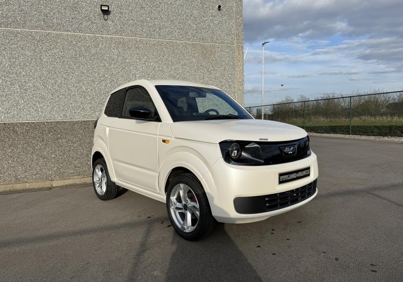Ligier Myli Epic avec direction assistée, Carplay , électrique 8.28 kWh