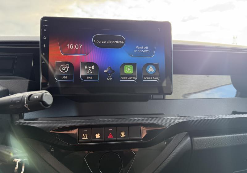 Ligier Myli Epic avec direction assistée, Carplay , électrique 8.28 kWh