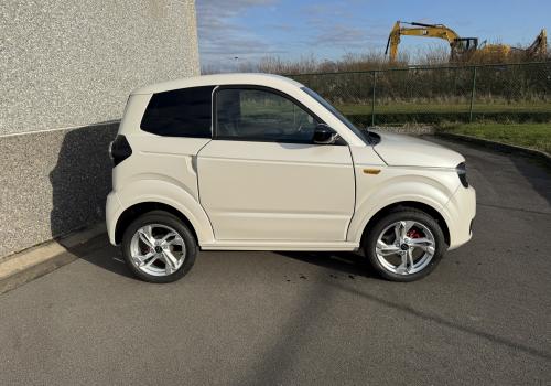 Ligier Myli Epic avec direction assistée, Carplay , électrique 8.28 kWh