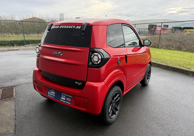 Ligier MYli I-Deal moteur Diesel Revo 5+ avec Carplay