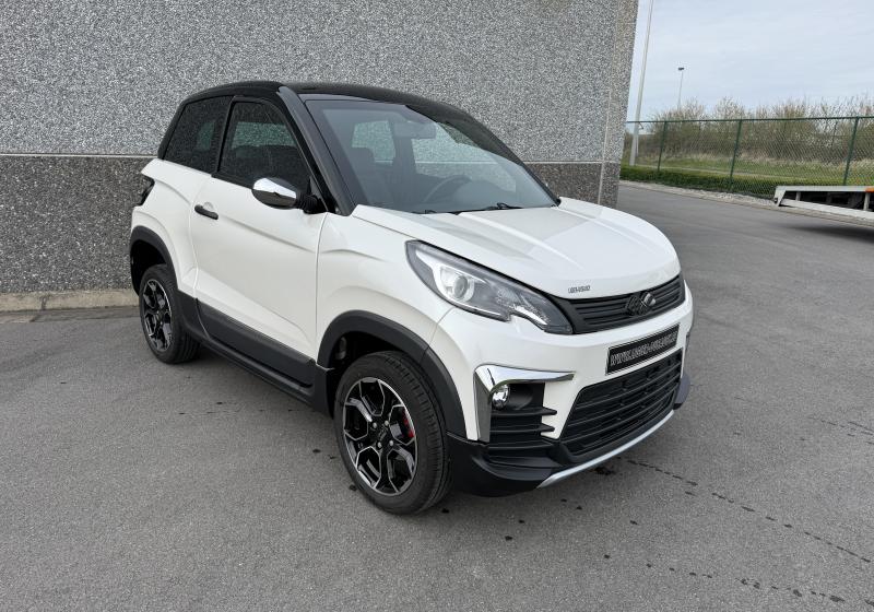 Ligier Js 60 Chic DCI avec Multimédia, Clim Et Direction Assistée !