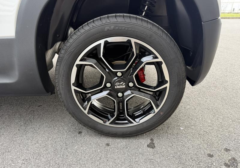 Ligier Js 60 Chic DCI avec Multimédia, Clim Et Direction Assistée !