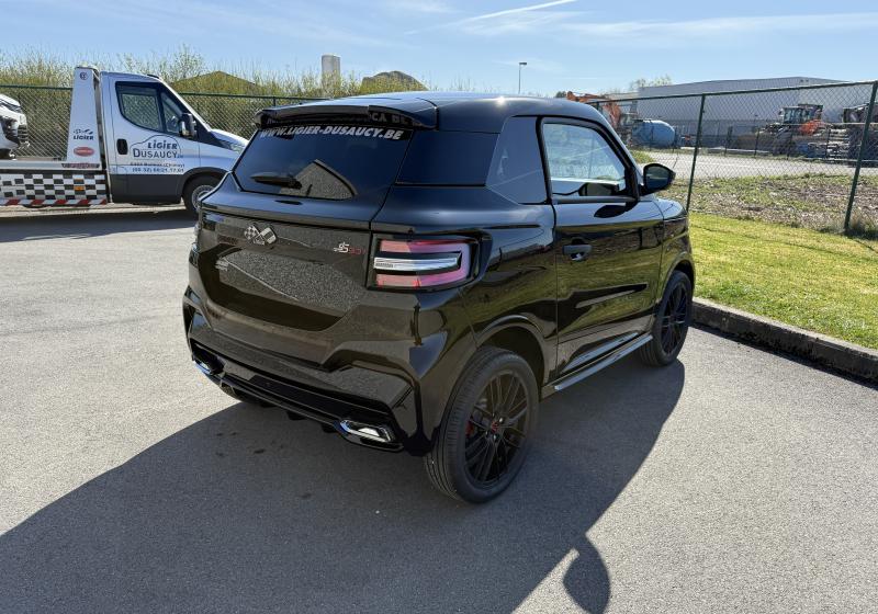 Ligier Js 50 C Ultimate avec Clim, Direction Assistée et Carplay