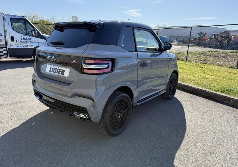 Ligier Js 50 C Ultimate avec Clim, Direction Assistée et Carplay