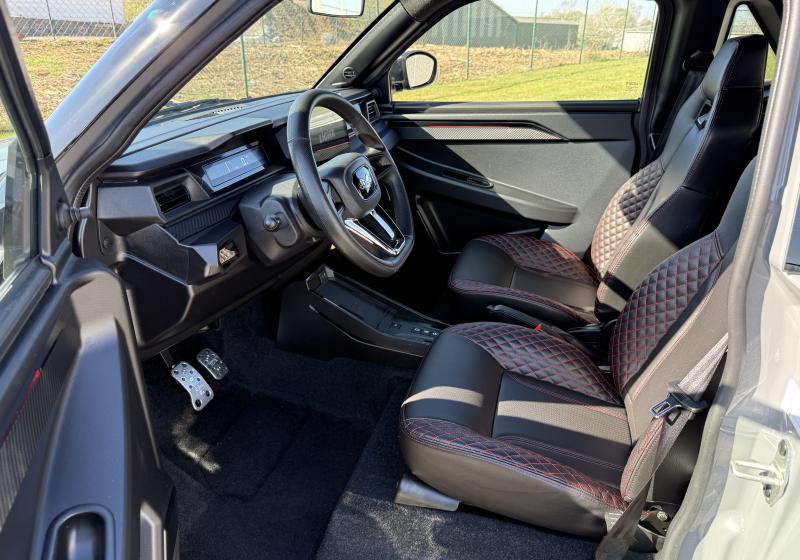 Ligier Js 50 C Ultimate avec Clim, Direction Assistée et Carplay