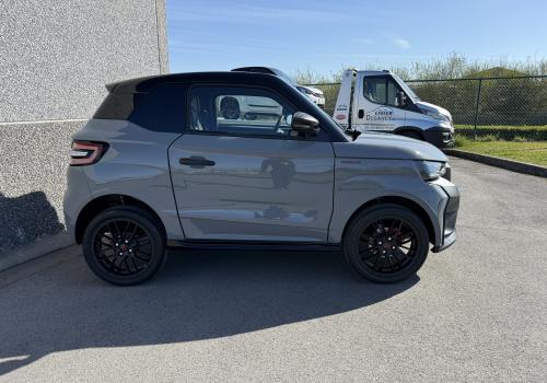 Ligier Js 50 C Ultimate avec Clim, Direction Assistée et Carplay