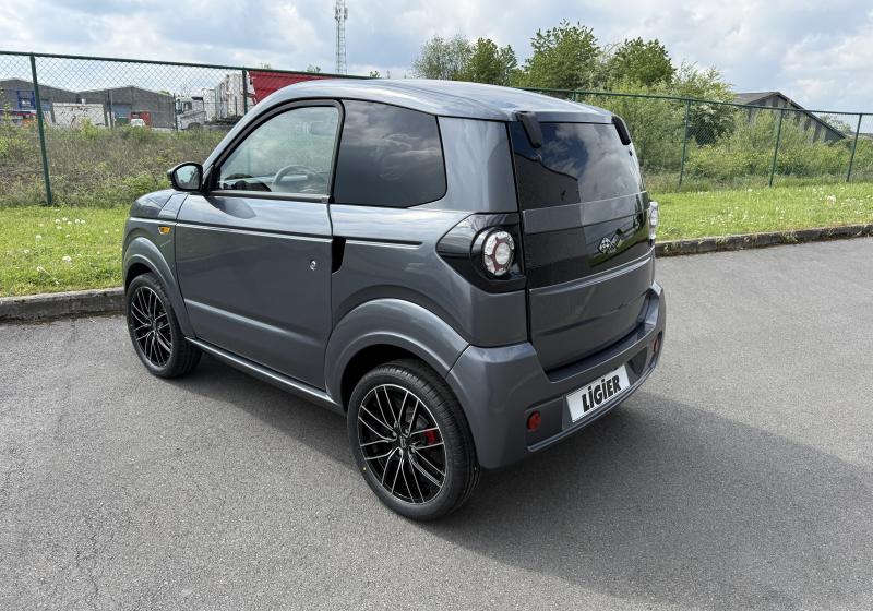 Ligier MYli I-Deal avec Carplay