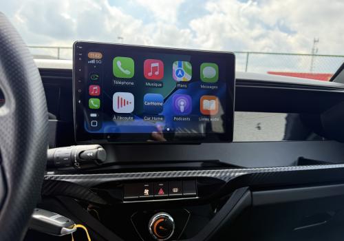 Ligier MYli I-Deal avec Carplay
