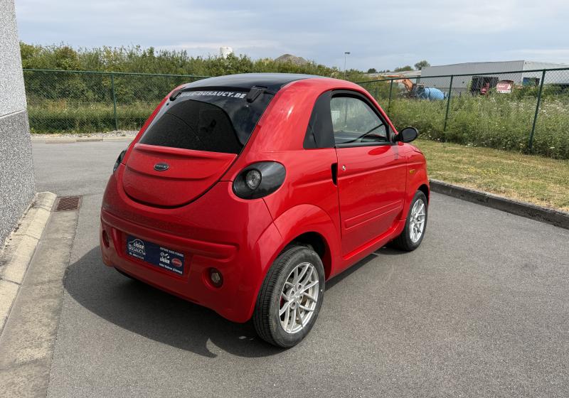 Microcar Dué 4 Plus Pack Design Progress