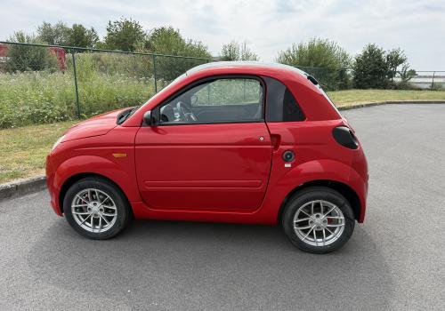 Microcar Dué 4 Plus Pack Design Progress
