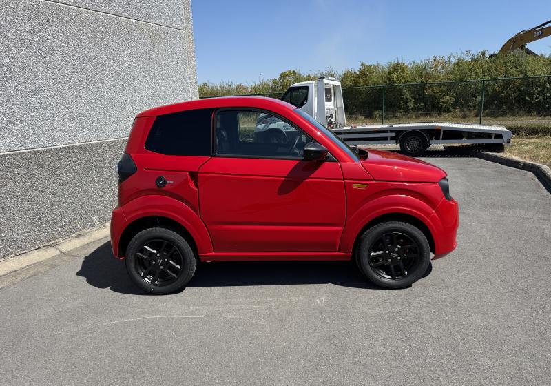 Ligier Myli Max avec Clim, Direction assistée et Carplay