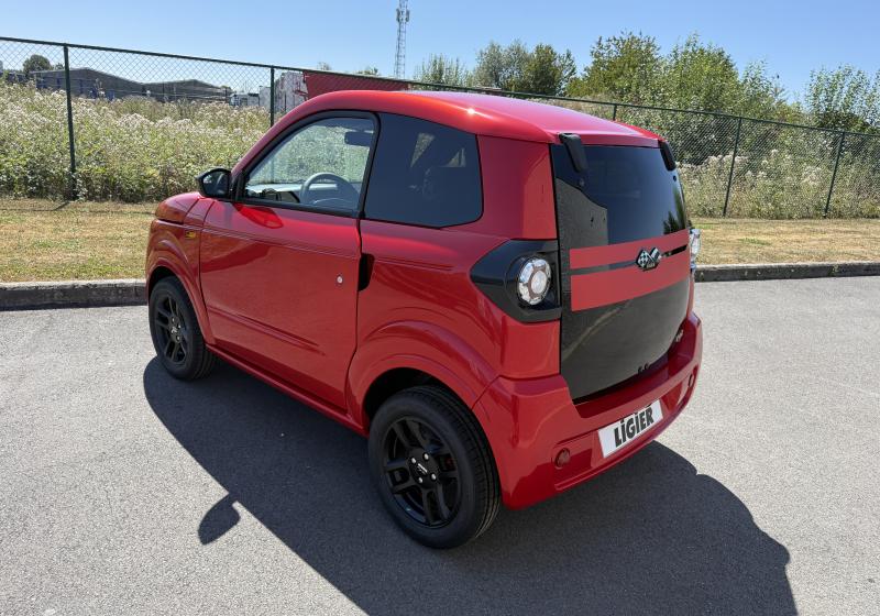 Ligier Myli Max avec Clim, Direction assistée et Carplay