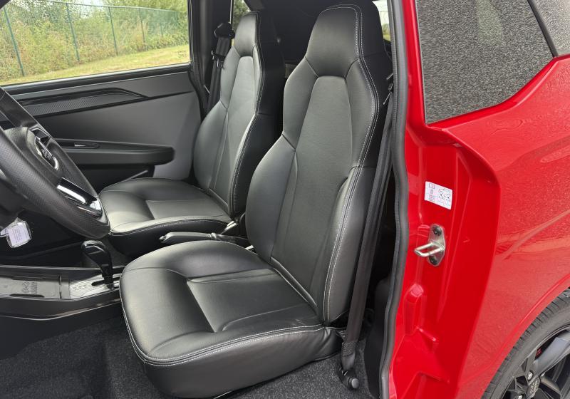 Ligier Js 50 C Elite avec direction assistée et Carplay