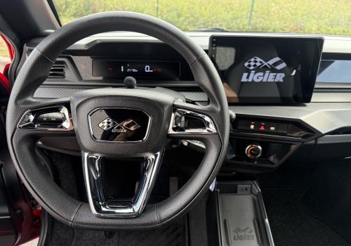 Ligier Js 50 C Elite avec direction assistée et Carplay