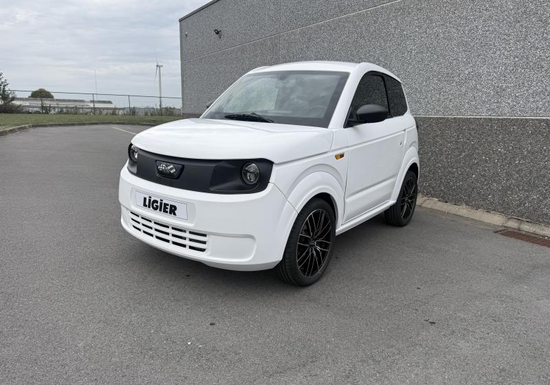 Ligier Myli Max avec Clim, Direction assistée et Carplay