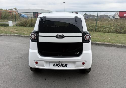 Ligier Myli Max avec Clim, Direction assistée et Carplay