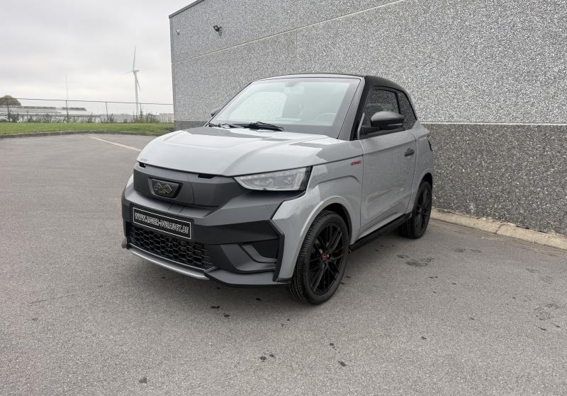 Ligier Js 50 C Ultimate electrique 192 km avec Clim, Direction Assistée et Carplay