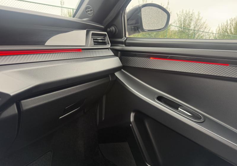 Ligier Js 50 C Ultimate electrique 192 km avec Clim, Direction Assistée et Carplay