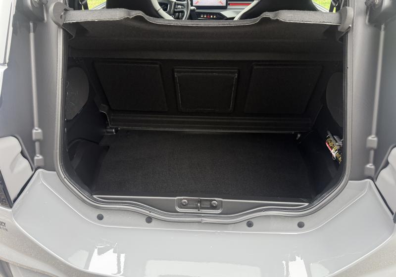 Ligier Js 50 C Ultimate electrique 192 km avec Clim, Direction Assistée et Carplay